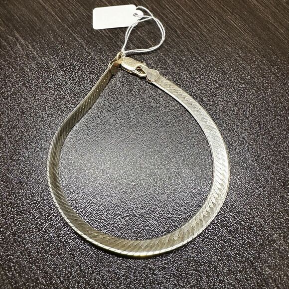 Unisex Stamped Italy silver .925 herringbone bracelet! - Picture 1 of 8